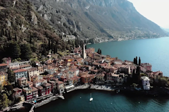 edit aesthetic travel reels, vlog shorts with smooth transitions
