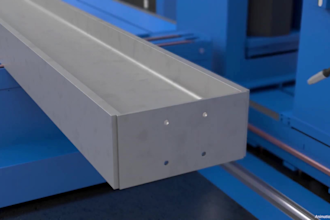 do 3d robotic welding assembly line explainer and factory automation animation