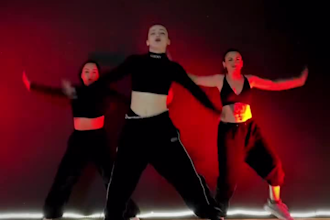 do dance video, tiktok dance, group dance, reggae dance