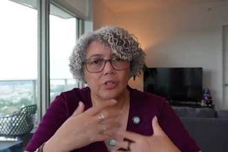female senior spokesperson video ugc testimonial spokesperson video that convert