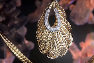 do realistic rendering and animation, jewelry design, product animation