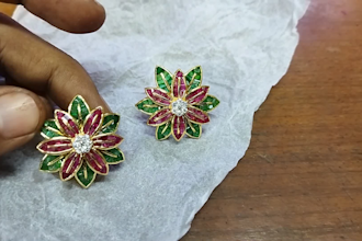 make realistic 3d jewelry designs bracelets, pendants
