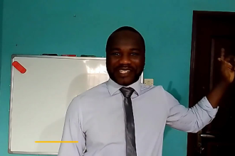be the french tutor to learn french from to sound native