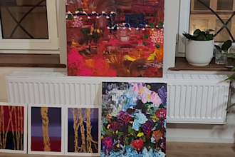 paint abstract art on canvas to decorate walls, living space