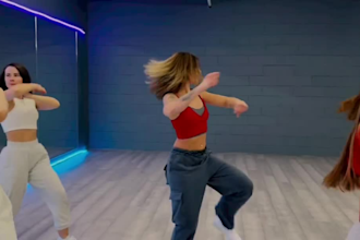 do highly choreography, twerk dance, group dance to promote songs