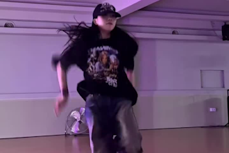 do tiktok dance videos, group, belly, reels, hip hop, viral dance on your song