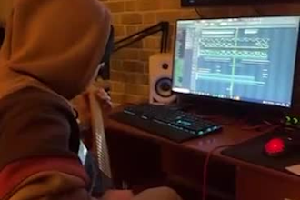produce custom beats using real instruments and fl studio