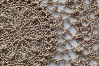 make a crochet doily, alison doily