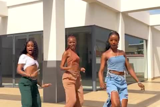 do afro dance, gospel african dance, afrobeat group shuffle dance performances