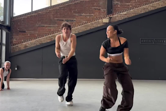 create custom group dance choreography for tiktok, afrobeat, and viral music