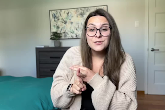 create a french or english short ugc facecam video for ads