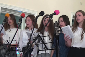 record gospel choir with harmonies and backing vocals