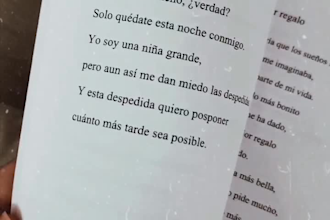 write a romantic poem or short letter in spanish