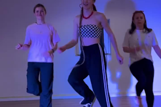 do group dance, twerk dance, afrobeat, tiktok dance, hip hop dance to songs