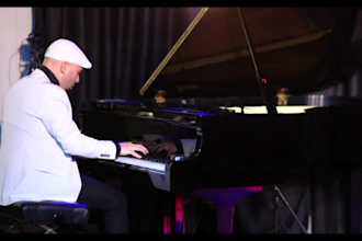 teach professional piano lessons online