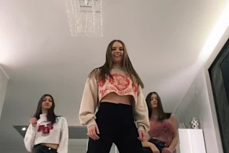 do dance, choreography, amazing group dance, twerk dance to your songs