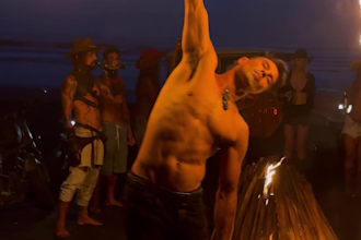 teach you circus, acro, parkour, cirque du soleil artist