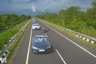 do car 3d model integration into drone or video footage