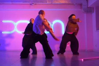 do stunning group dance, twerk dance, hip hop dance, shuffle dance to your music