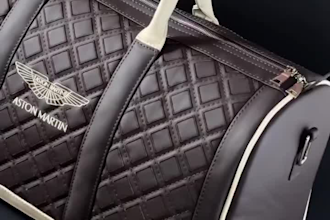 model and render 3d handbags, backpacks, and product animations