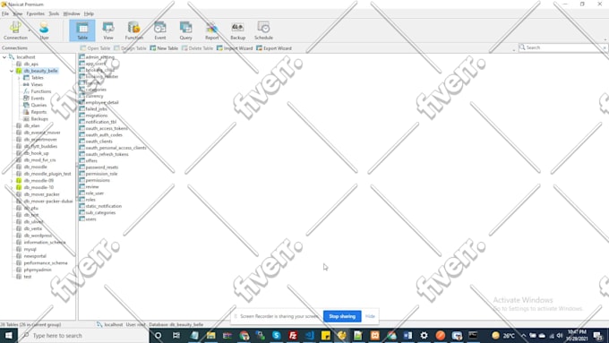 build custom PHP website, fix bugs, and develop laravel apps