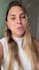 create a selfie style video in a natural way in spanish