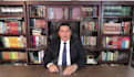 a profesional video spokesperson in spanish
