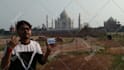 record a video at taj mahal