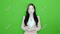 be a korean ugc creator, video spokesperson on green screen