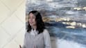 create a sleek and professional spanish video