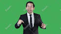 create a profesional green screen video in spanish