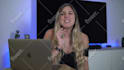 create a fantastic spokesperson video in spanish
