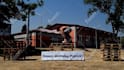 do parkour over 3 obstacles