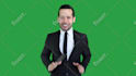 create a profesional green screen video in spanish