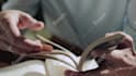 film a captivating commercial ad with a presenter