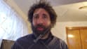 be a professional laid back male video communicator