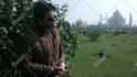record a video at taj mahal