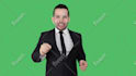 create a profesional green screen video in spanish