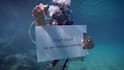 write your message underwater