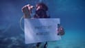 write your message underwater