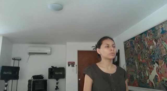 provide singing lessons and voice coaching