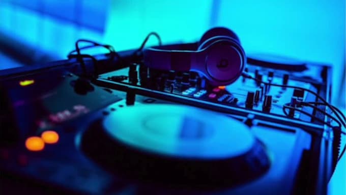 make a club dj mix for you