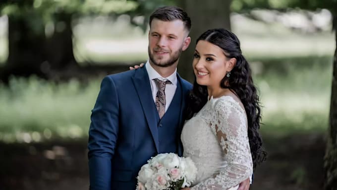 do wedding photo editing and lightroom photo editing quickly