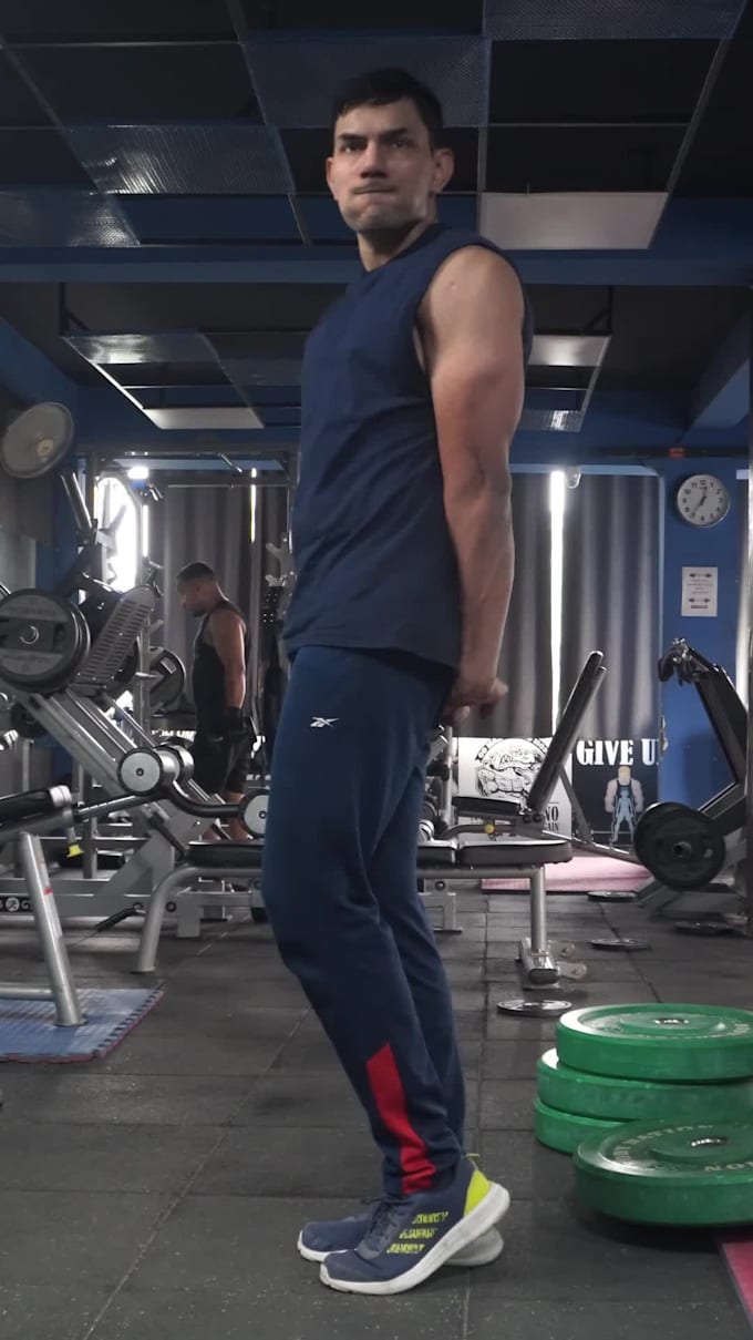 be your online fitness coach to build muscle and lose fat