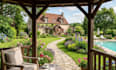 expert in landscape, frontyard and backyard design, 3d renderings
