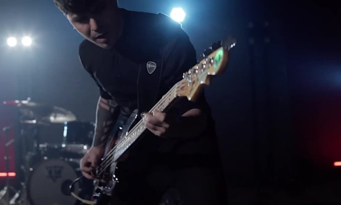 be your bassist for your alternative rock track