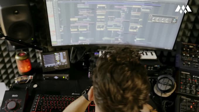create a professional hardstyle remix