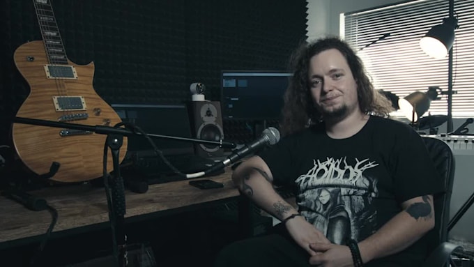record a guitar or bass riff
