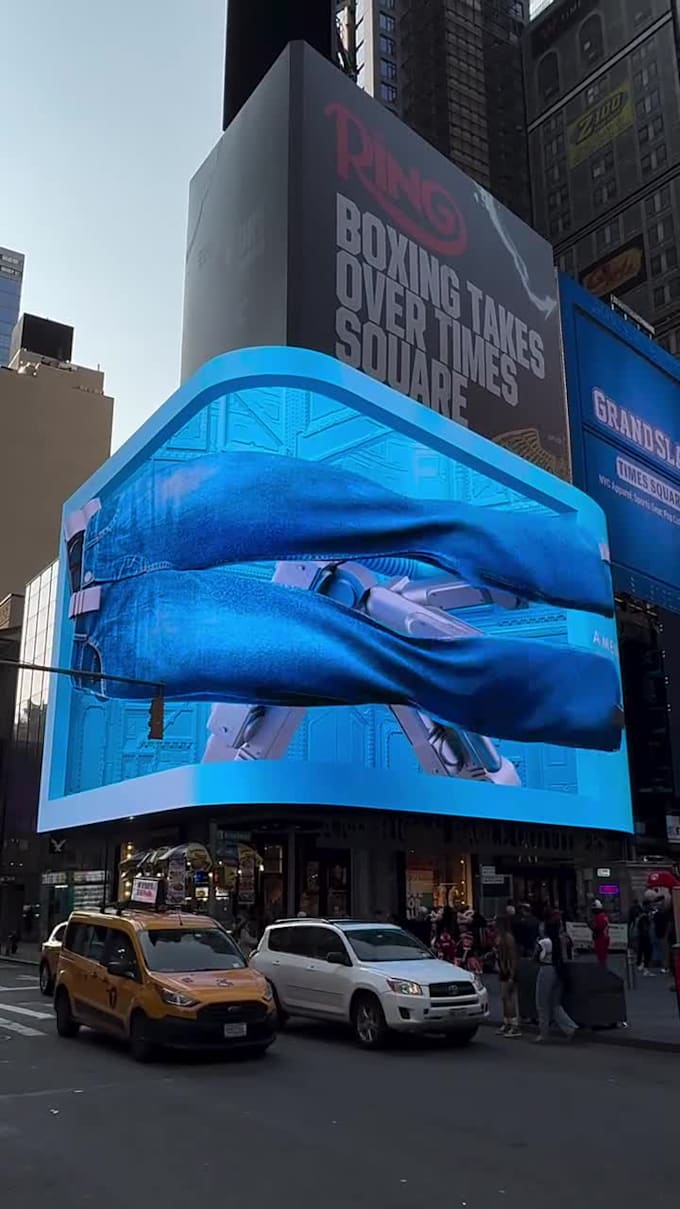 do realistic anamorphic billboard animation, video ads