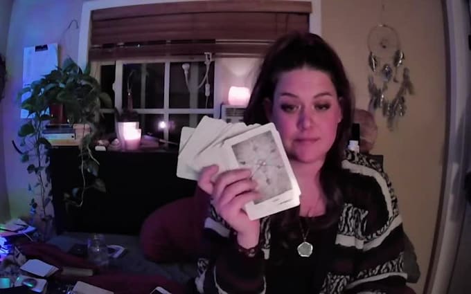 do a custom video tarot reading